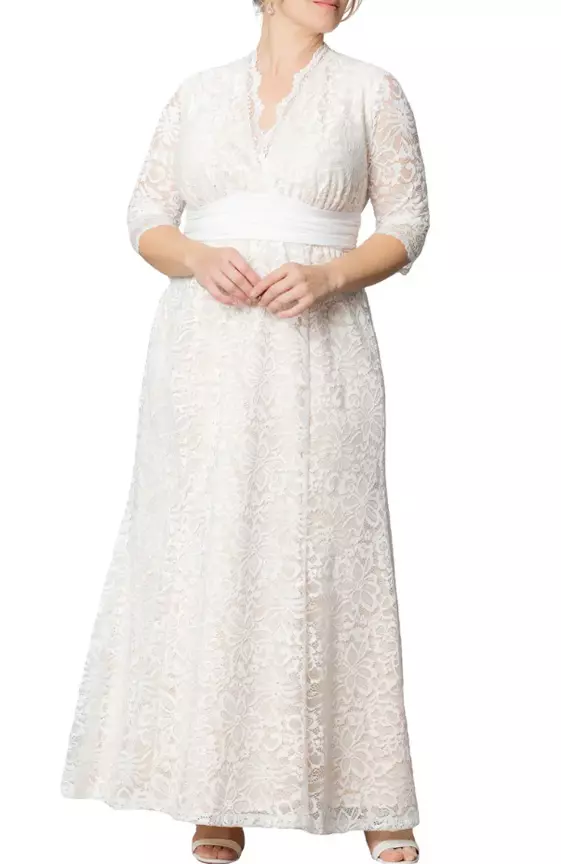 Amour Lace Gown
