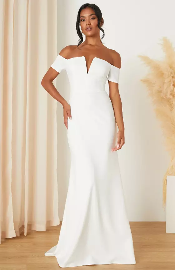 Loveliest Aura White Off-the-Shoulder Mermaid Maxi Dress
