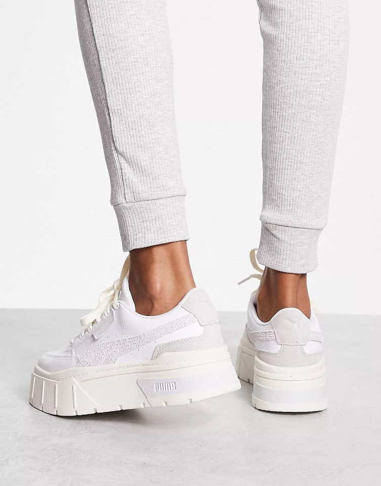 White Sneakers to Wear Every Day