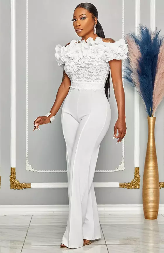 white outfits for black women